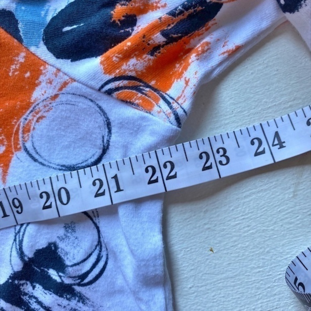 Jess & Jane‎ Dottie Scoop Neck 3/4 Sleeve Paint Splotches Top - Picture 4 of 6